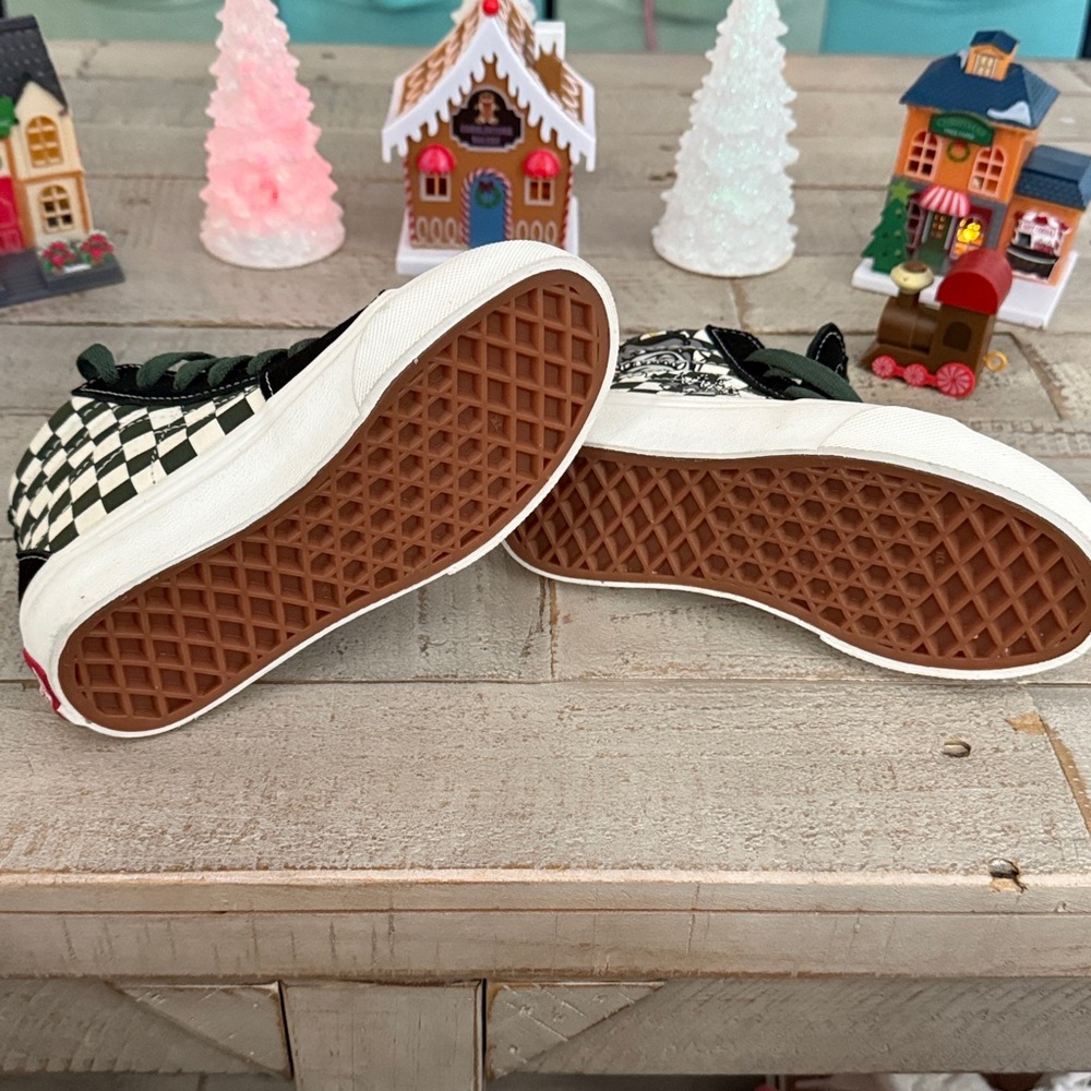 Vans Kids Black and Green Sneakers - Picture 4 of 4